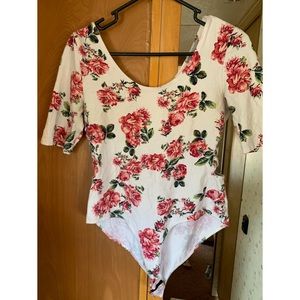 Charlotte Russe cut out white floral bodysuit